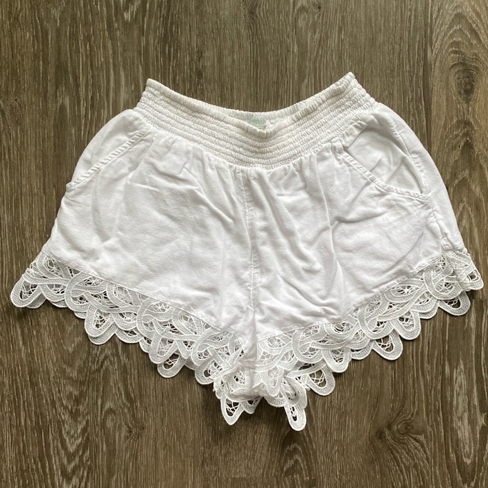 AE White Shorts